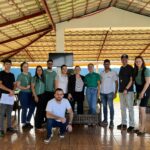 Visita técnica de estudiantes de la FACEM a la Ferretería Caaguazú S.A.